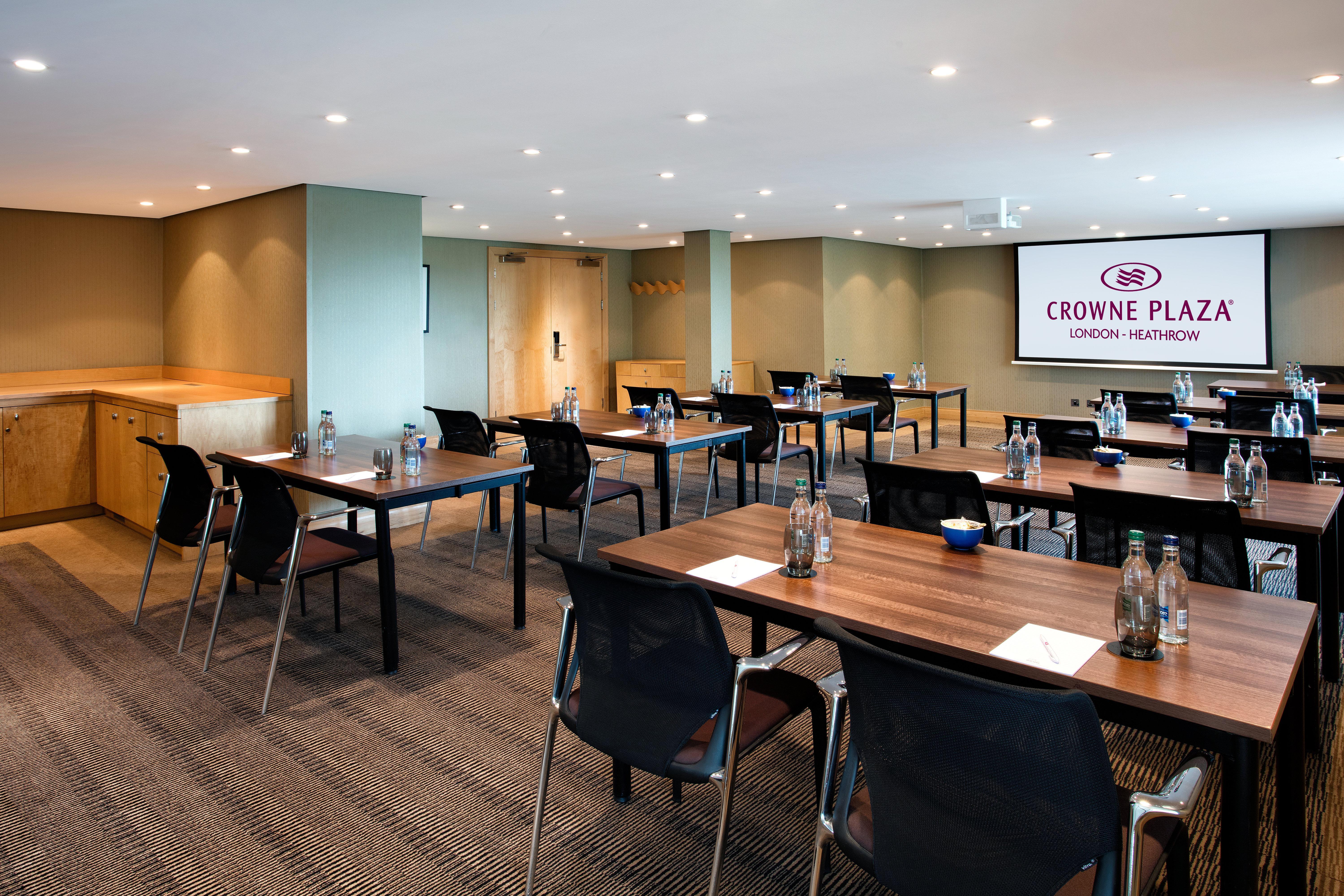 Crowne Plaza Heathrow, An Ihg 4*