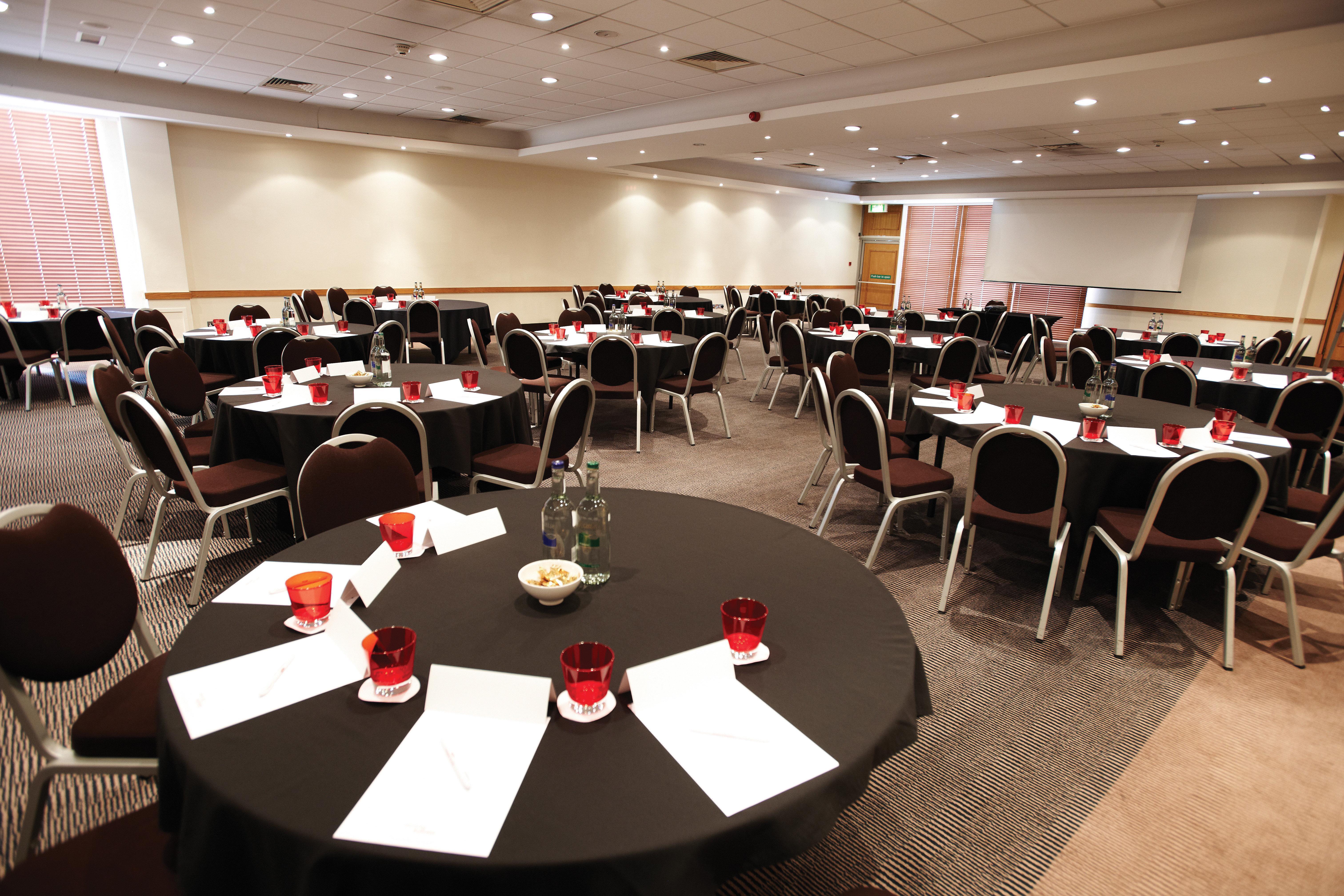 Hotel Crowne Plaza Heathrow, An Ihg 4*
